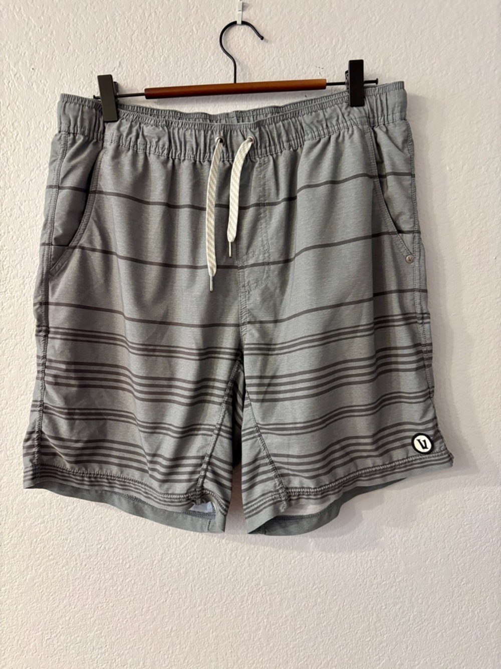 Vuori Men's Striped Kore Athletic Shorts